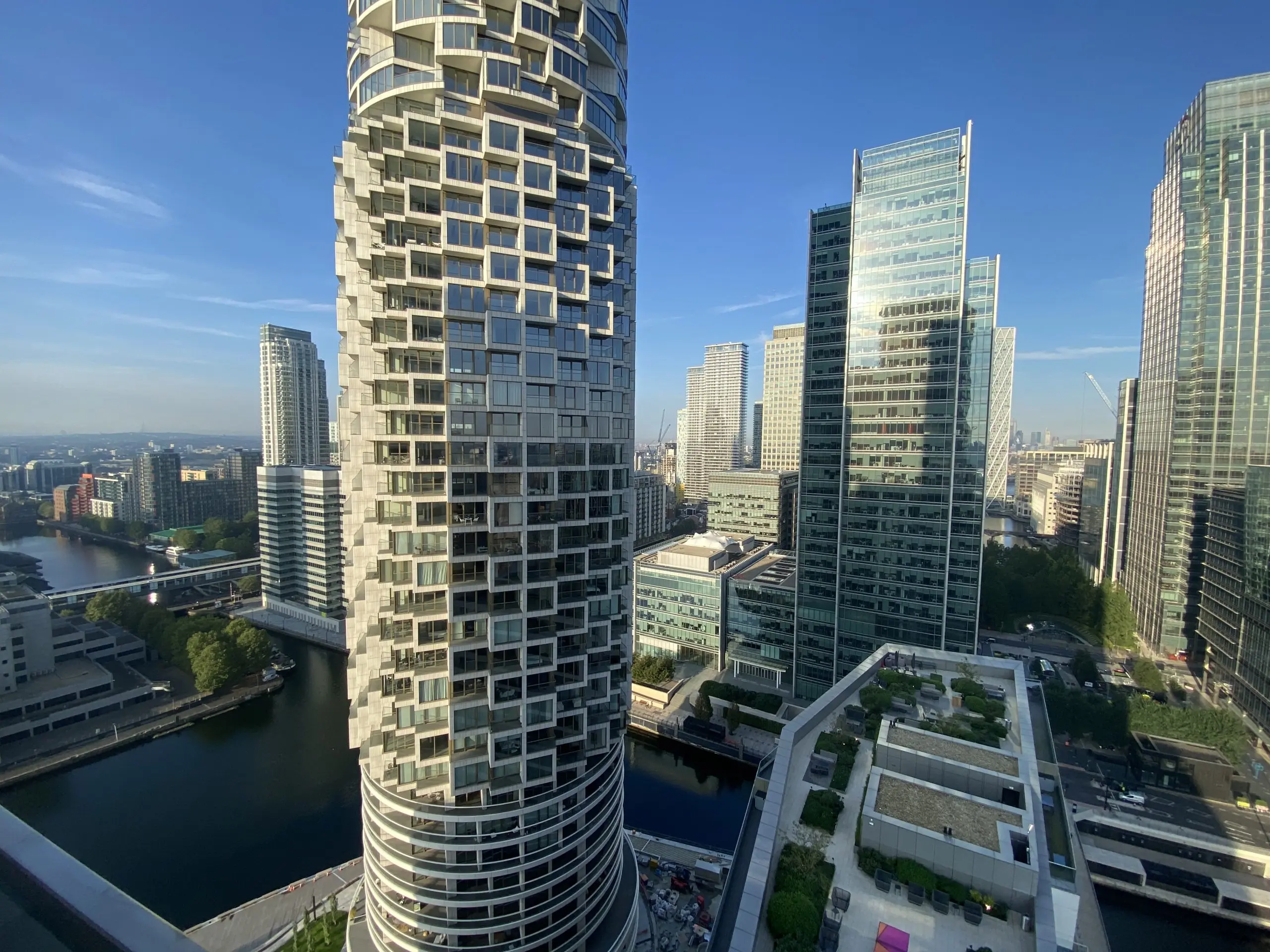 canary wharf, park drive tower, east london