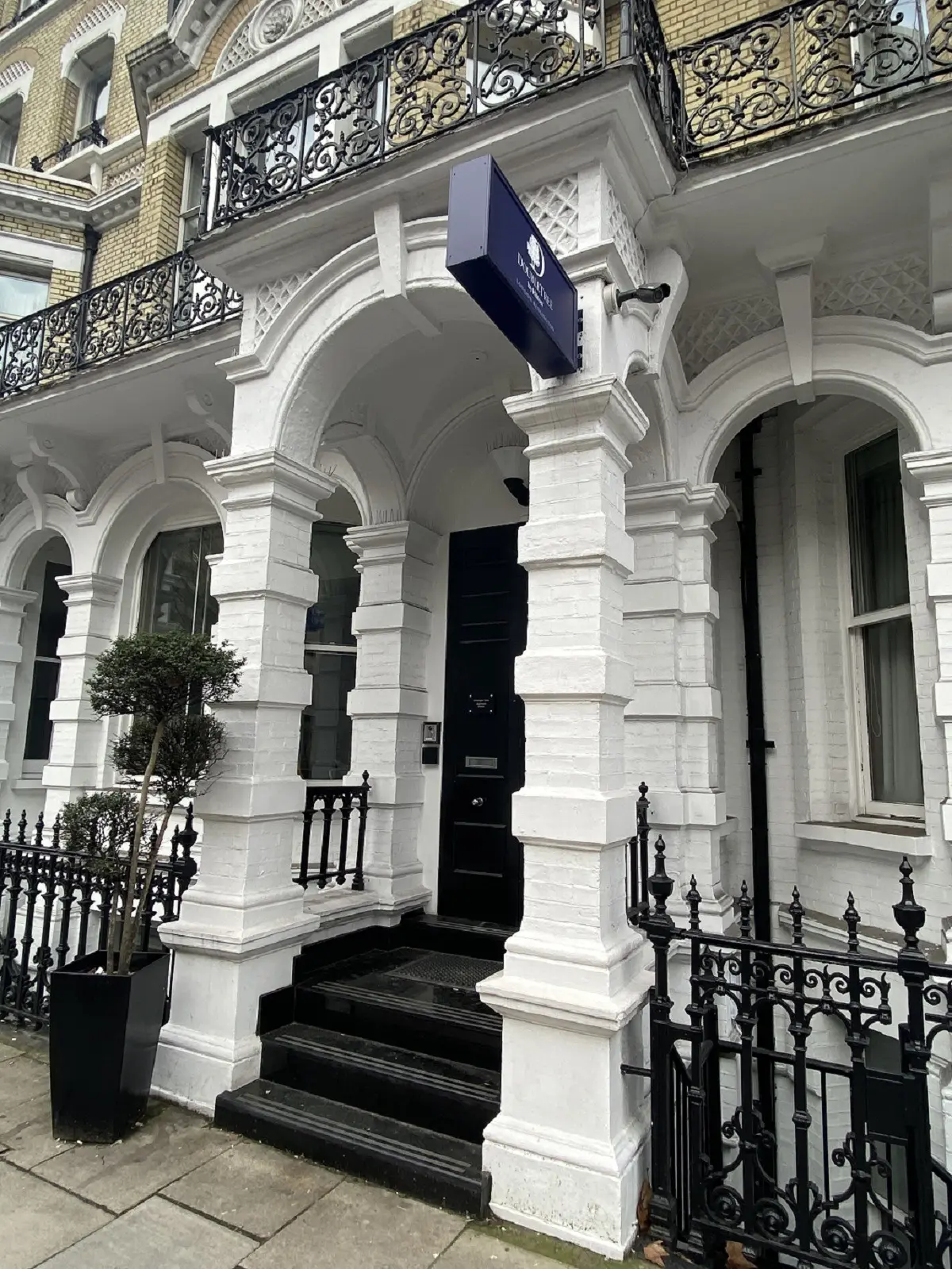 Front image of DoubleTree by Hilton Kensington London Guest VIP Suite
